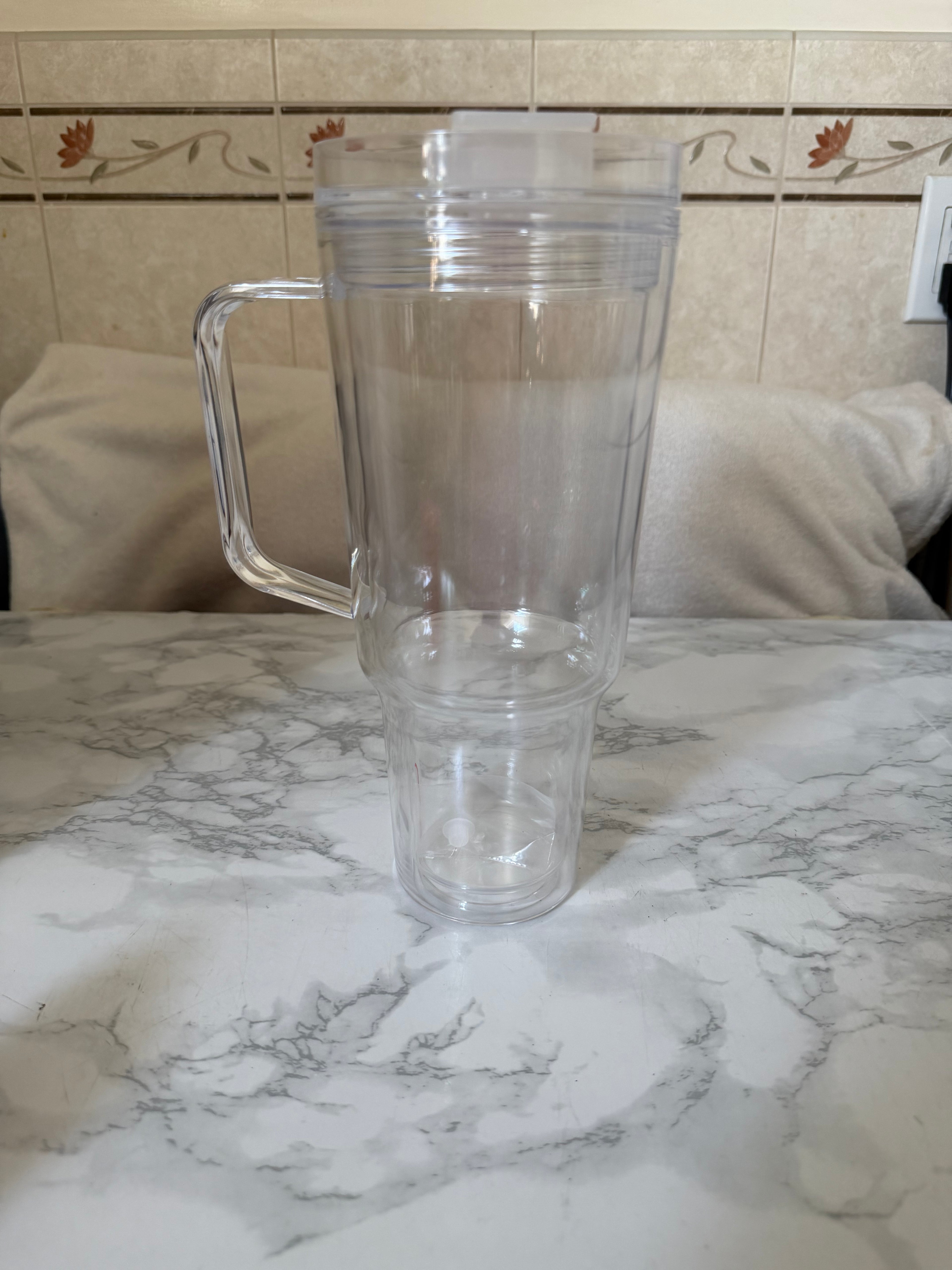 30oz acrylic with handle