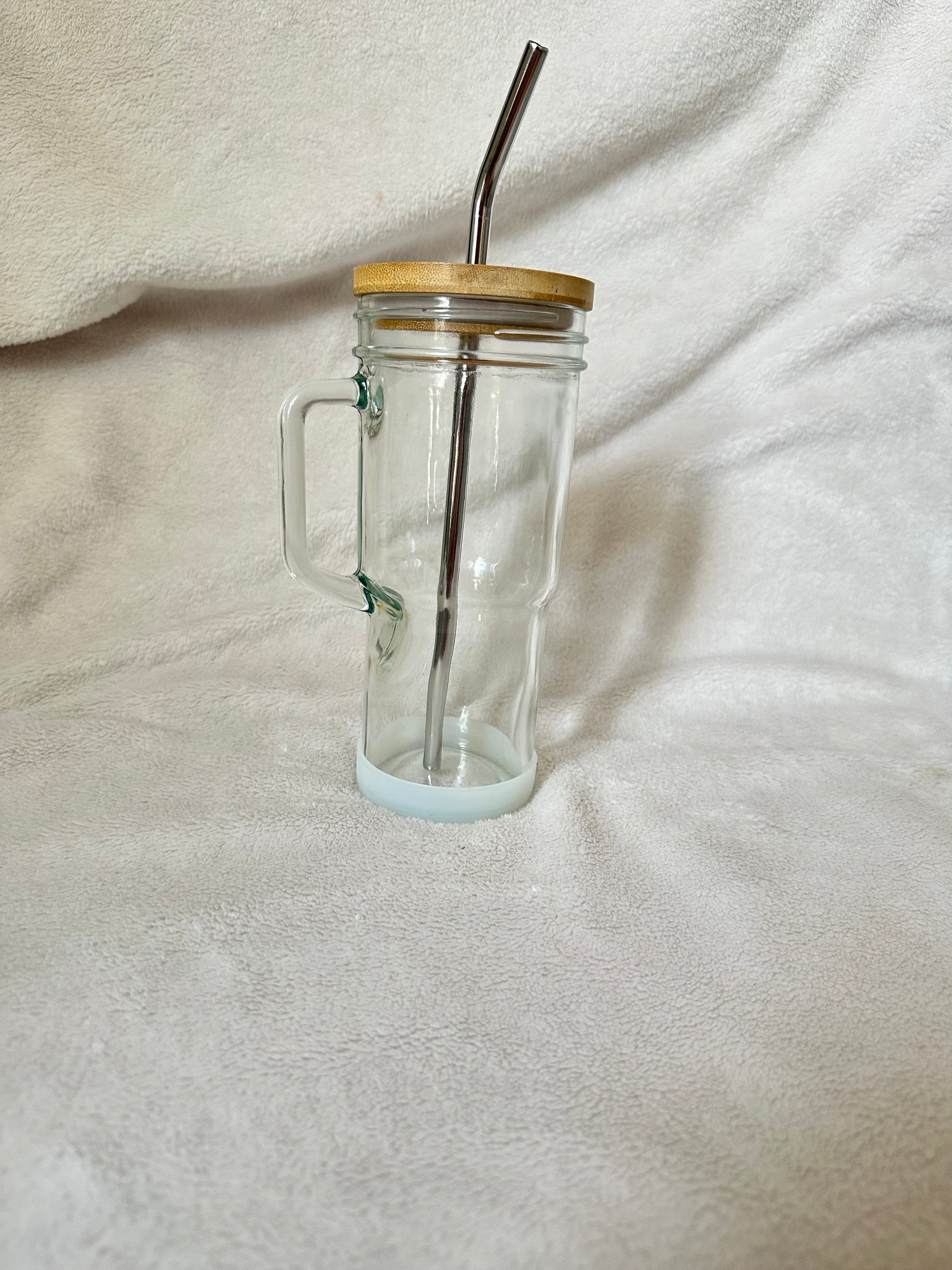 24oz glass tumbler- clear/white silicone cover